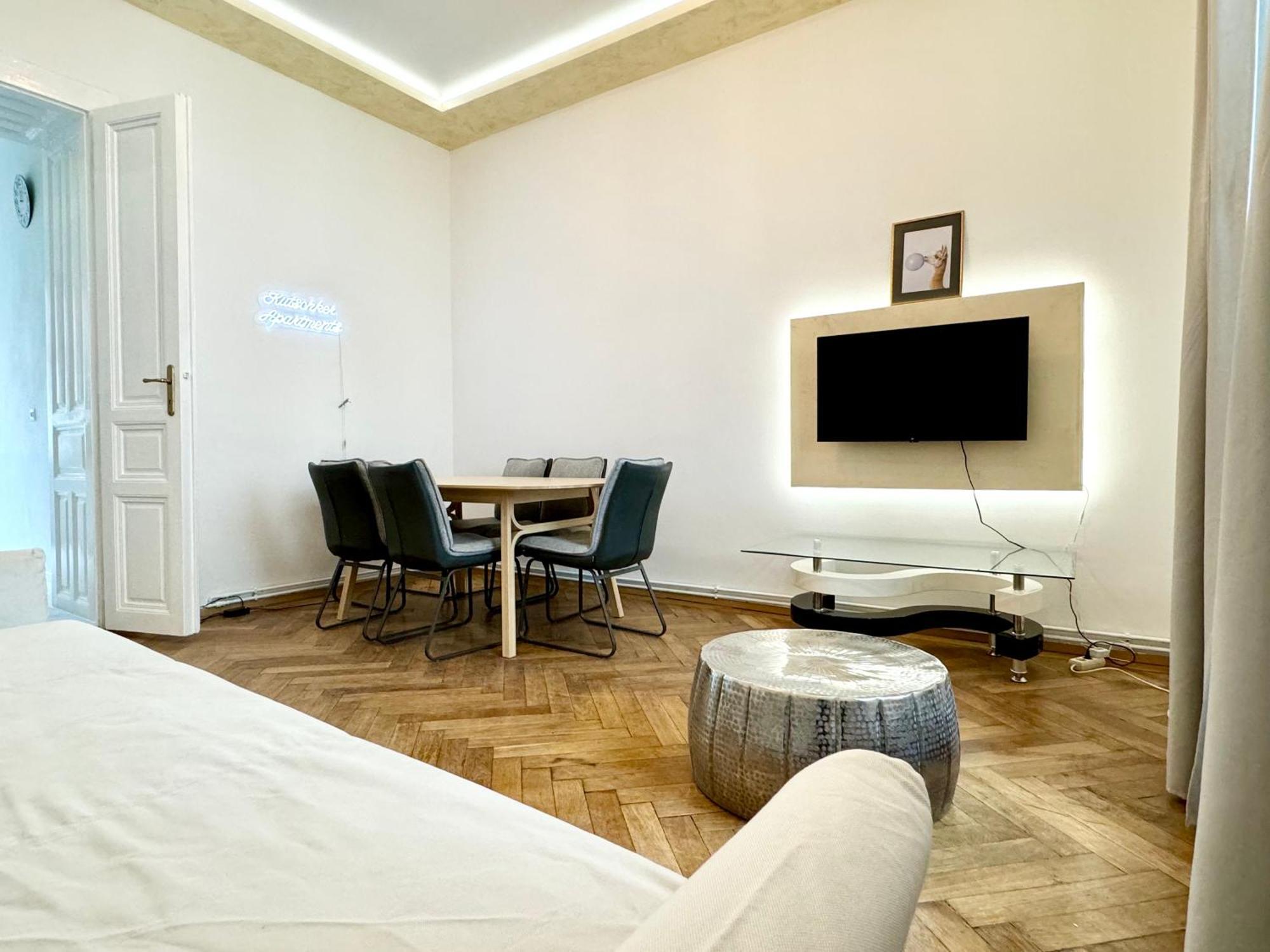 Luxury Apartment At Famous Vienna Kutschkermarkt Dış mekan fotoğraf
