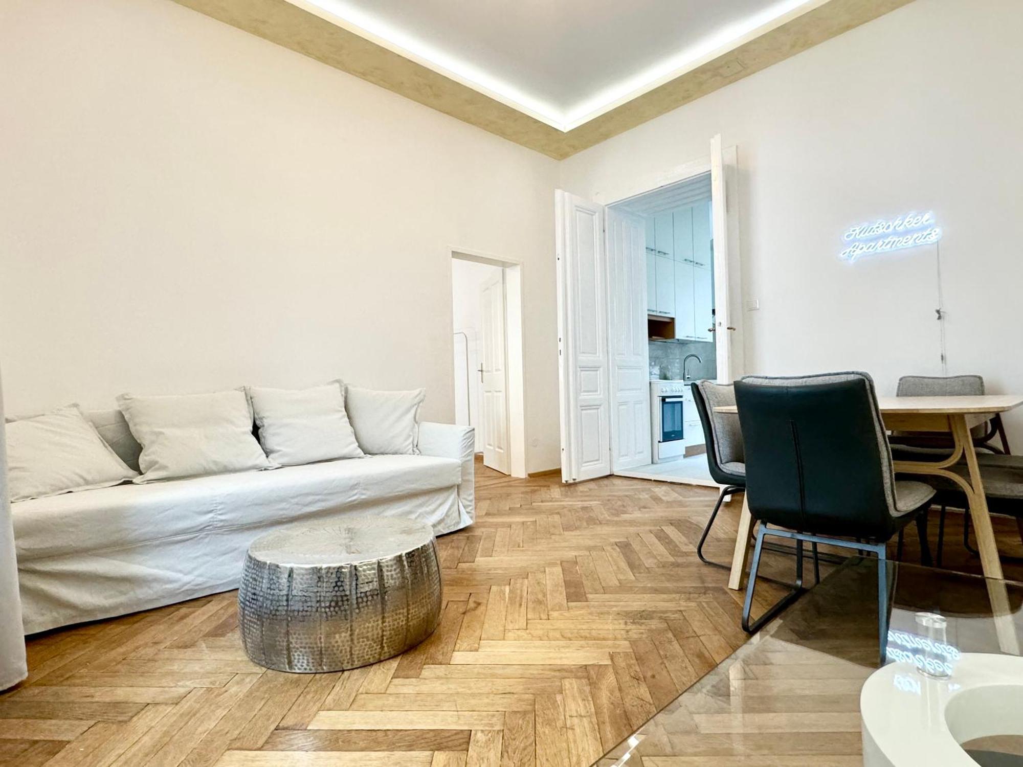 Luxury Apartment At Famous Vienna Kutschkermarkt Dış mekan fotoğraf