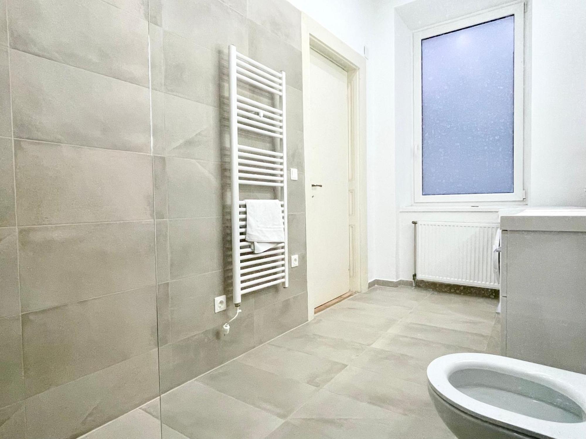Luxury Apartment At Famous Vienna Kutschkermarkt Dış mekan fotoğraf